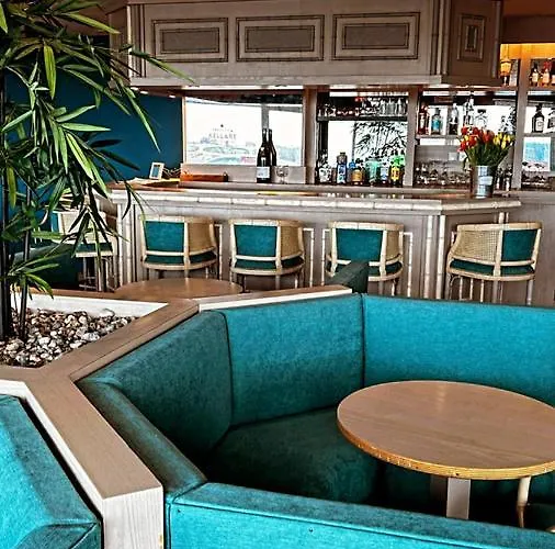 De L'europe Hotel 3*